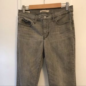 Levi’s Premium 312 Shaping Slim Jeans 29x34